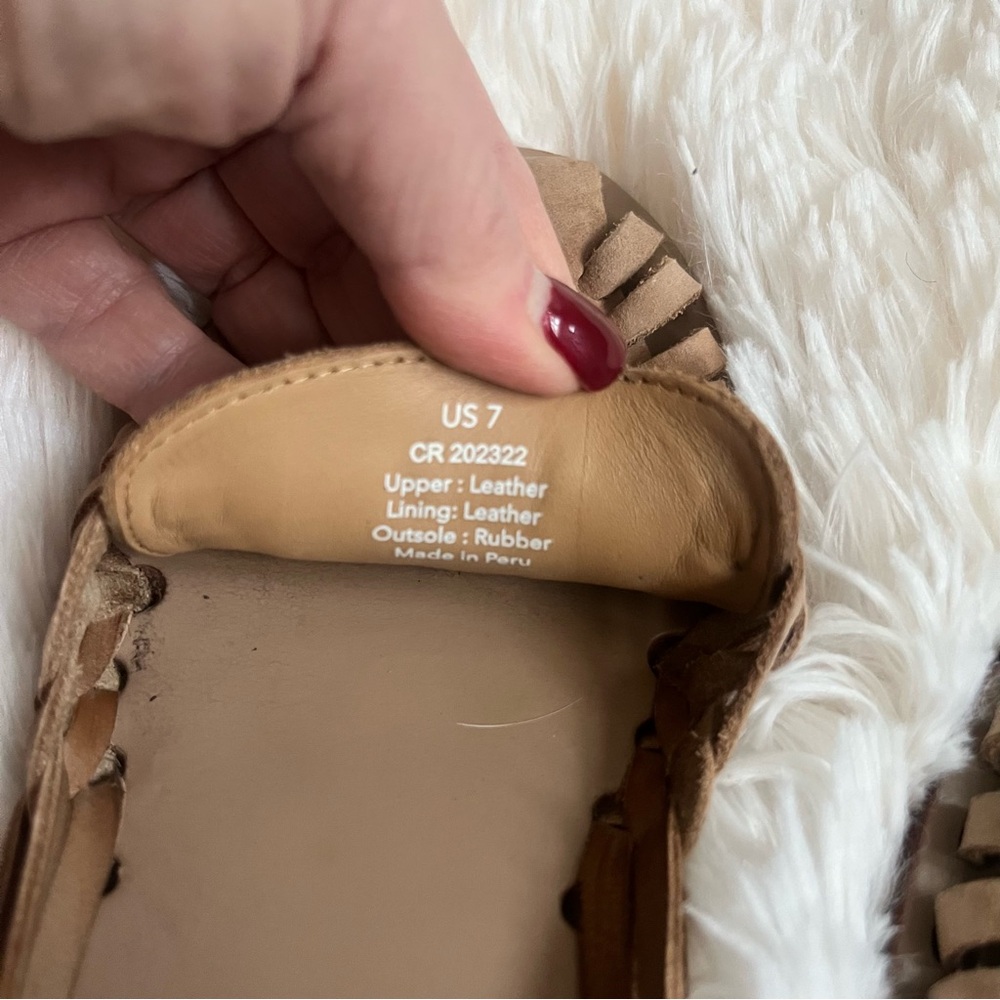 Nisolo Tan Leather Loafers with Cut-Out Design - Picture 10 of 11